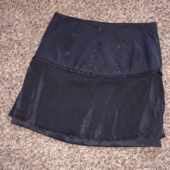 Cachè fringe black skirt - Picture 3 of 6